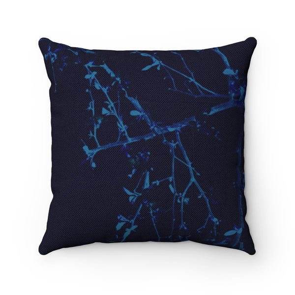 Cushions with a modern feel designed by NYC designer Tehniyet Masood in 2020. A statement piece designed to elevate your living space with vibrant colors and modern compositions. Offering an eye-catching pillow design that is made to standout in your luxurious home. 14”X14” cushions also make a perfect gift for art or modern design enthusiasts. A splash of color to brighten up any space.