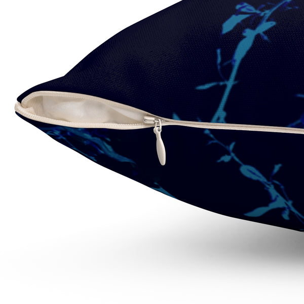 Cushions with a modern feel designed by NYC designer Tehniyet Masood in 2020. A statement piece designed to elevate your living space with vibrant colors and modern compositions. Offering an eye-catching pillow design that is made to standout in your luxurious home. 14”X14” cushions also make a perfect gift for art or modern design enthusiasts. A splash of color to brighten up any space.