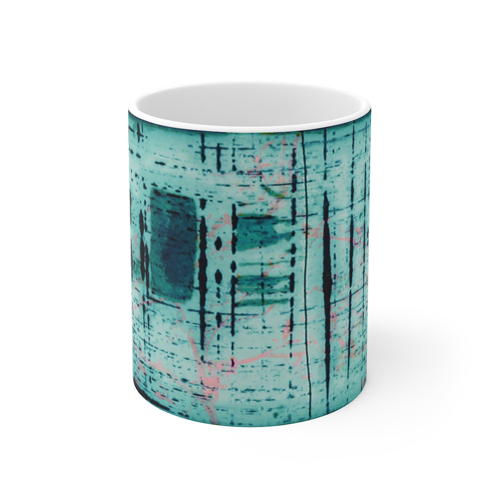 Exquisite Ceramic mug with a modern feel designed by NYC designer Tehniyet Masood in 2020. Perfect unique and beautiful gifts for your family and friends that like modern design in their homes. Perfect gift for any tea or coffee drinker who also happens to be an art or design enthusiast.